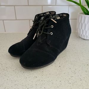 Tom's Wedge Booties
